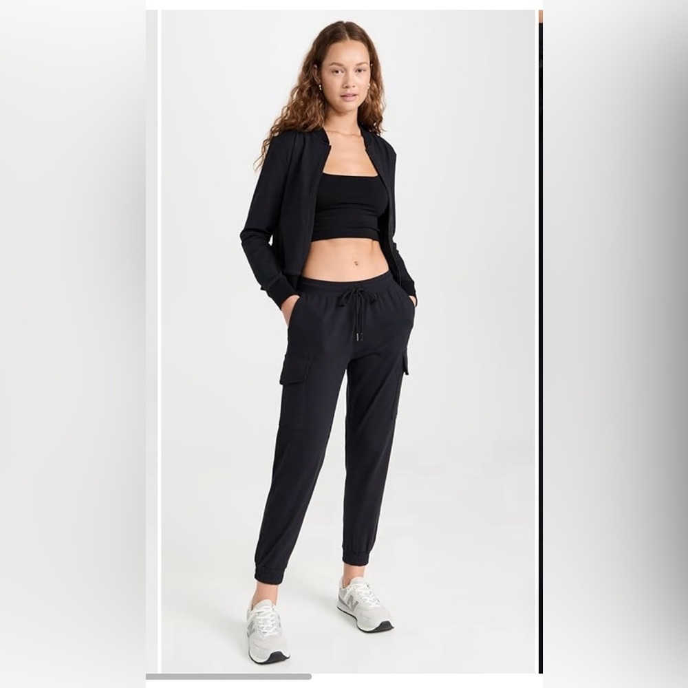 Splits59 Black Cargo Jogger Pants size small